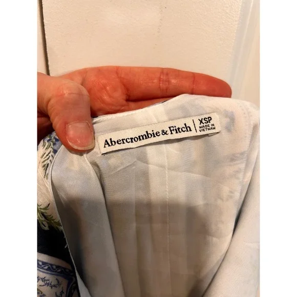 Abercrombie & Fitch Floral Patchwork Mini Dress XSP Resort Boho Whimsical 70s - Picture 6 of 10